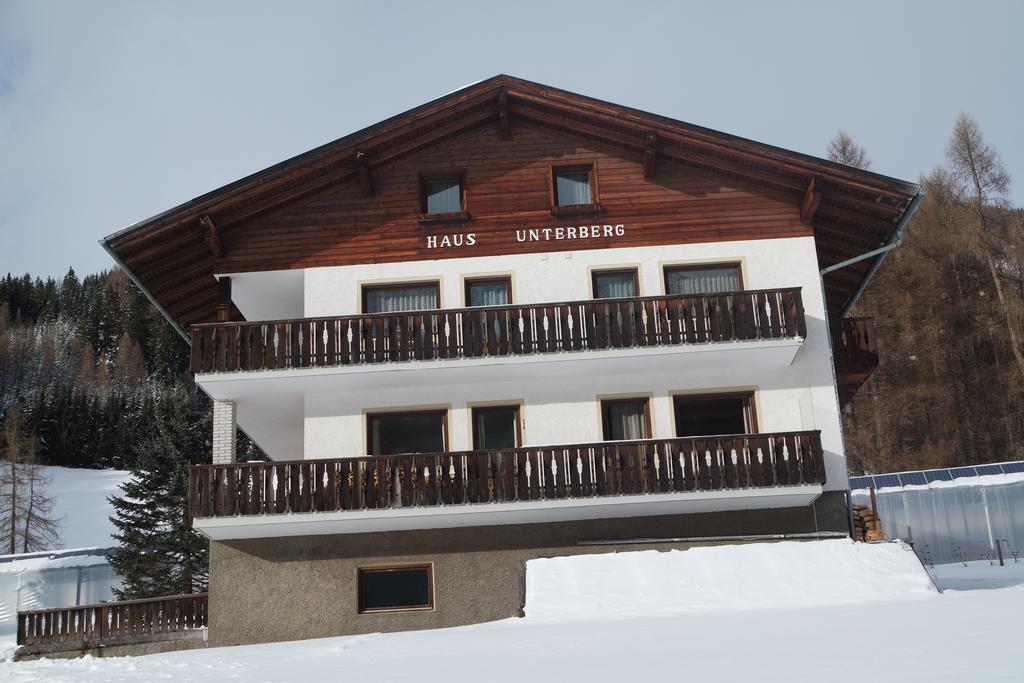 Haus Unterberg Bed and Breakfast San Giacomo Val di Vizze Buitenkant foto